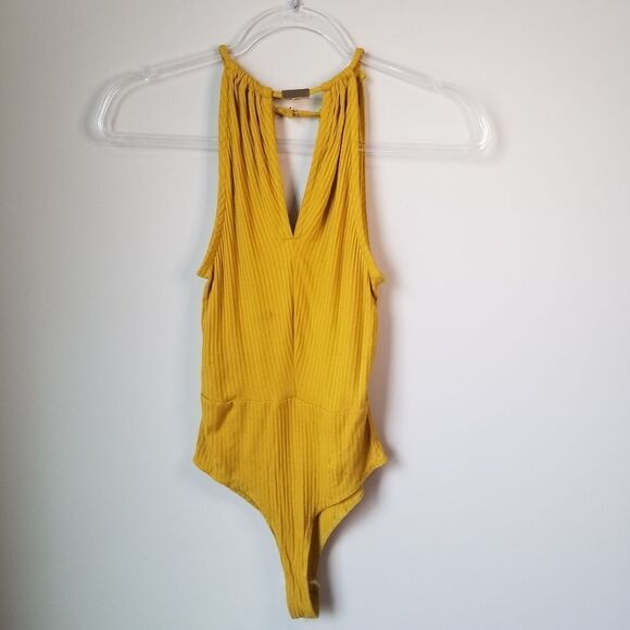 High neck/choker sleeveless bodysuit - Picture 2 of 6
